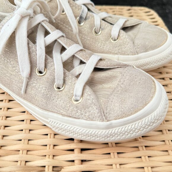 SIZE 2 Girls Converse Gold Metallic Threads Egret White Suede Leather Low Sneake - Picture 2 of 9